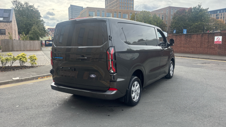 Ford Transit Custom E-320 L1 Rwd 100kW 65kWh H1 Van Limited Auto